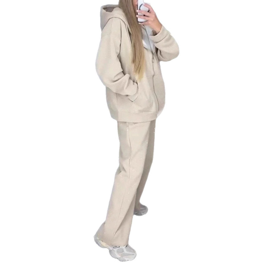 Damen Sportliches Sweat-Outfit mit Kapuze und weiter Passform WW