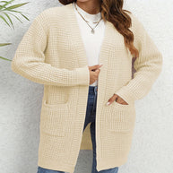 Damen Strickcardigan mit aufgesetzten Taschen und lockerer Passform WW