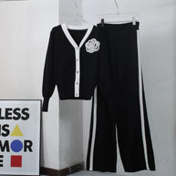 Damen Strick-Loungewear-Set mit eleganter Knopfleiste und modischen Details WW