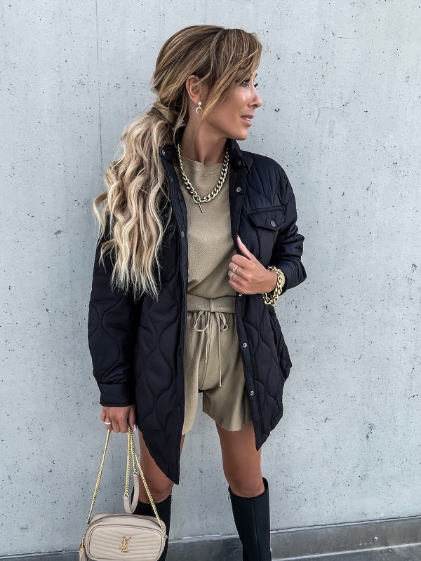 Damen gesteppte Jacke mit modischer Passform und praktischen Taschen WW