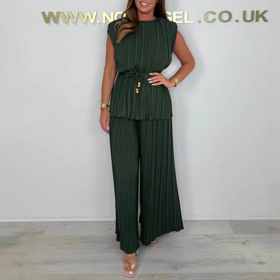 W&W Mode | Eleganter Plissierter Jumpsuit Aus Einem Stück