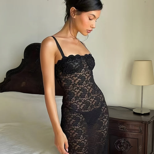 Damen Spitzen-Maxikleid mit verführerischem Schnitt und feinen Trägern WW