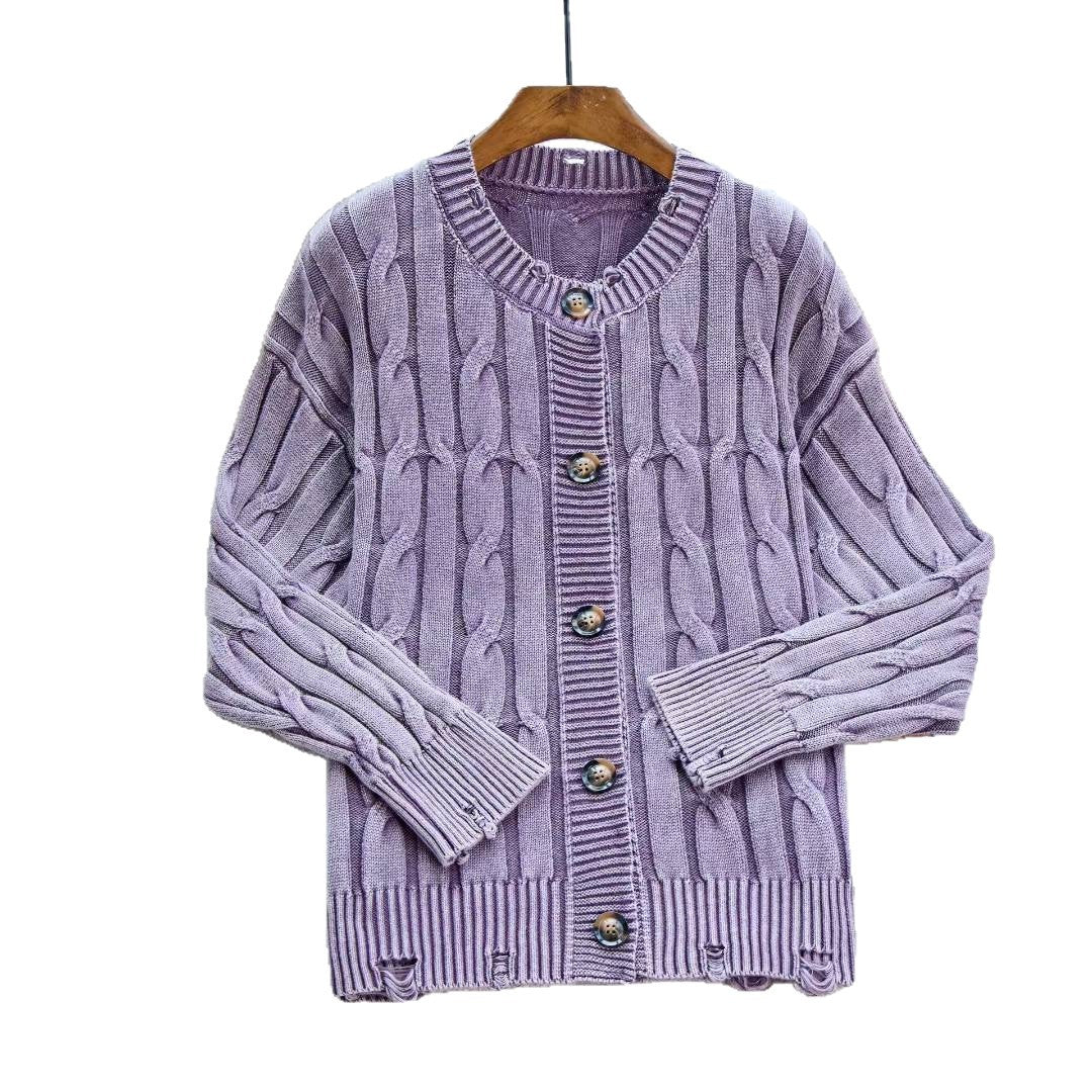 Damen Strickjacke mit strukturiertem Zopfmuster und eleganten Holzknöpfen WW