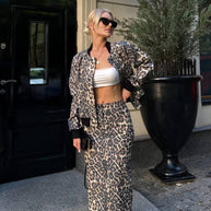 Damen sportliche Bomberjacke und Midirock Set WW