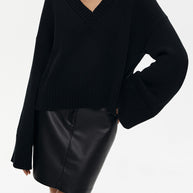 Damen Strickpullover mit tiefem V-Ausschnitt und lässigem Schnitt WW