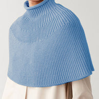 Damen Strick-Cape mit hohem Kragen und feiner Rippstruktur WW