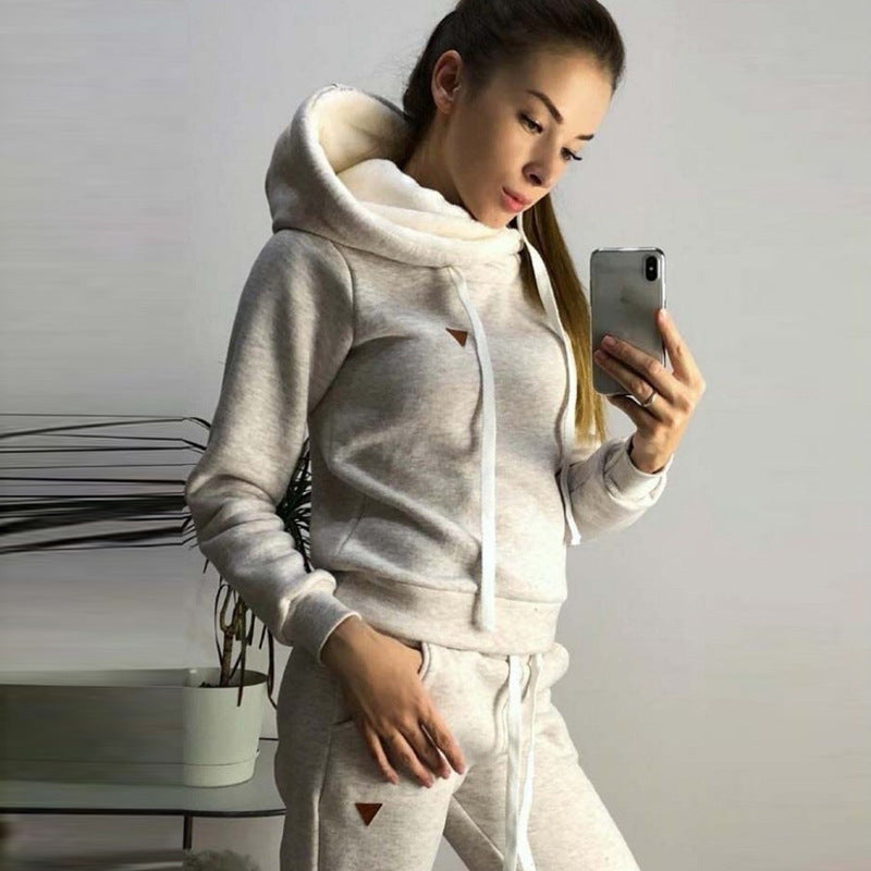 Damen Sportliches Hoodie-Set mit bequemer Passform und elastischen Hosen WW