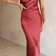 Damen Elegantes und fließendes Abendkleid mit asymmetrischem Ausschnitt WW