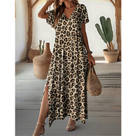 Damen Maxikleid im trendigen Animal-Print mit modernem V-Ausschnitt und seitlichen Schlitzen WW