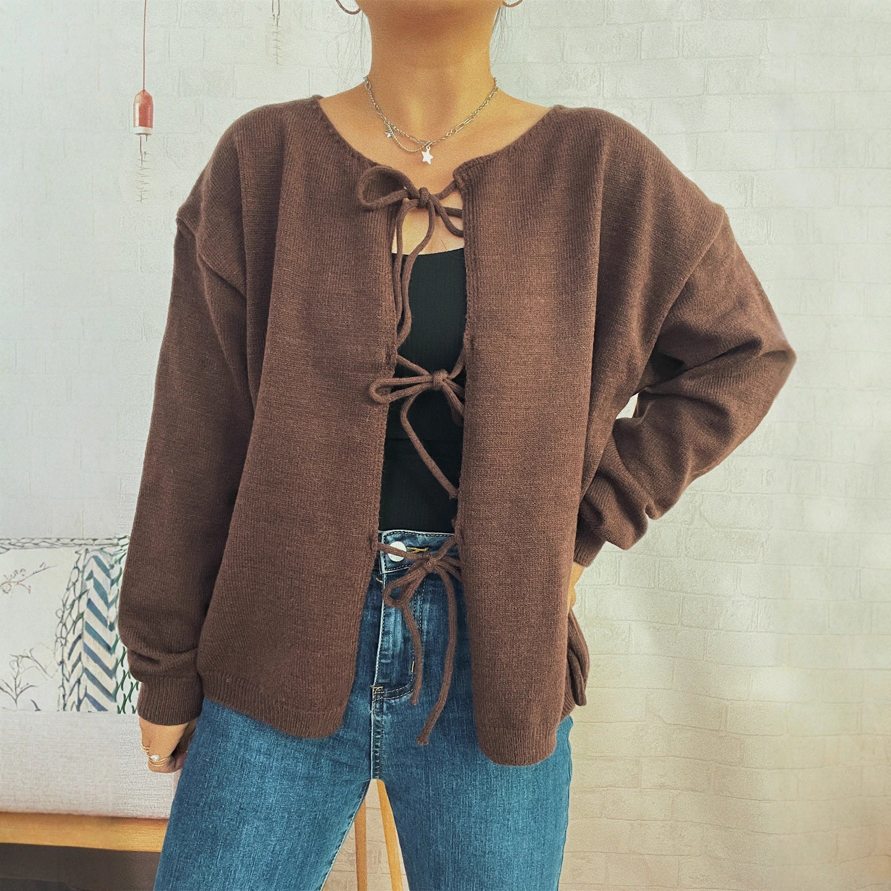 Damen Strickjacke mit dekorativem Schnürdesign und weitem Schnitt WW