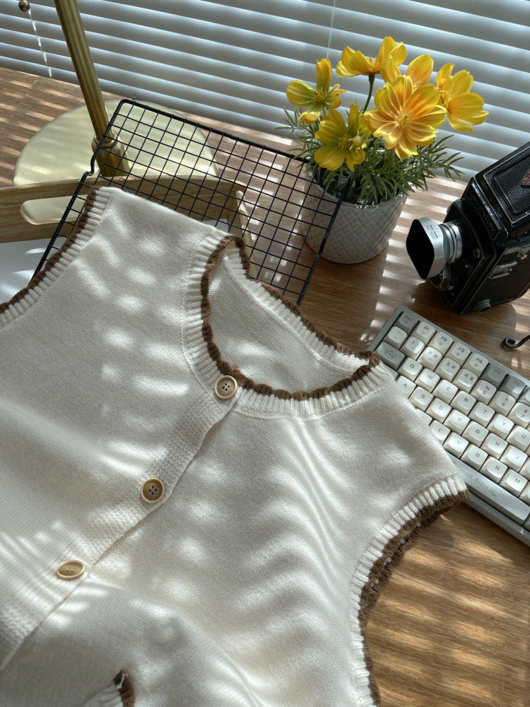 Damen Strickweste mit kontrastierenden Details und Taschen WW
