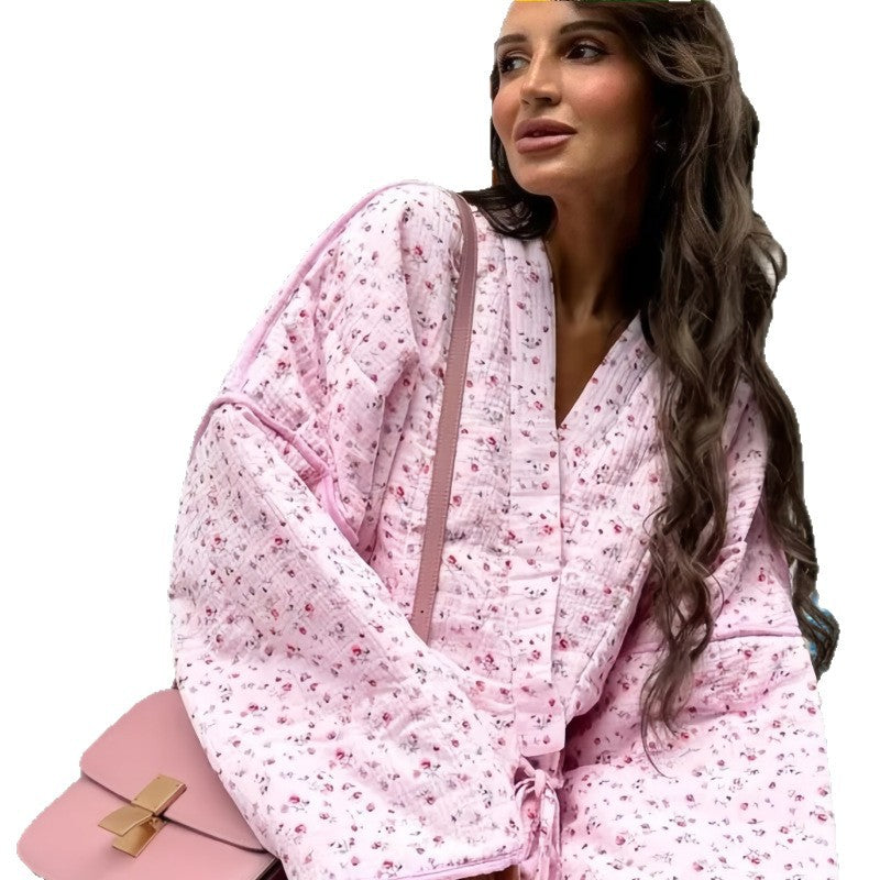 Damen Strickjacke mit floralen Mustern und lässigem Schnitt WW