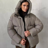 Damen Sportliche Winterjacke mit hohem Kragen und praktischen Taschen WW