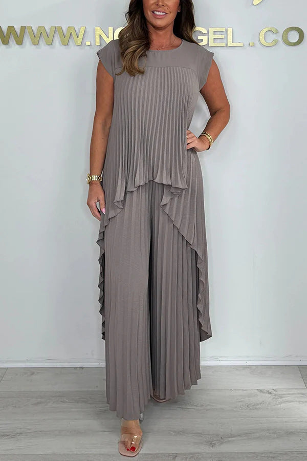 Damen Plissiertes Jumpsuit mit fließendem Schnitt und asymmetrischem Design WW