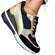 Damen Modische Sneaker mit edlem Metallic-Detail und sportlicher Sohle W&W