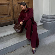 Damen Strickanzug mit hohem Kragen und modernem Reißverschluss WW