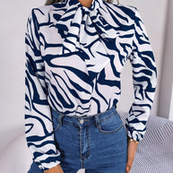 Damen Bluse mit modischem Zebra-Muster und elegantem Schleifenkragen WW