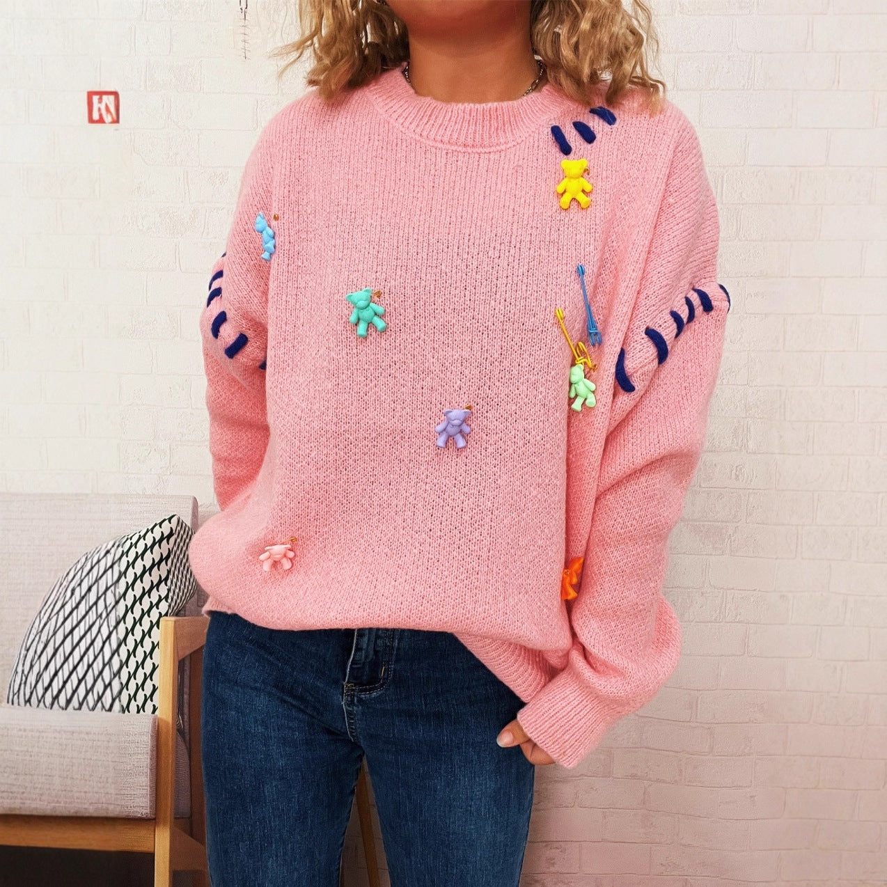 Damen Pullover mit verspieltem Bären-Motiv und dekorativen Applikationen WW