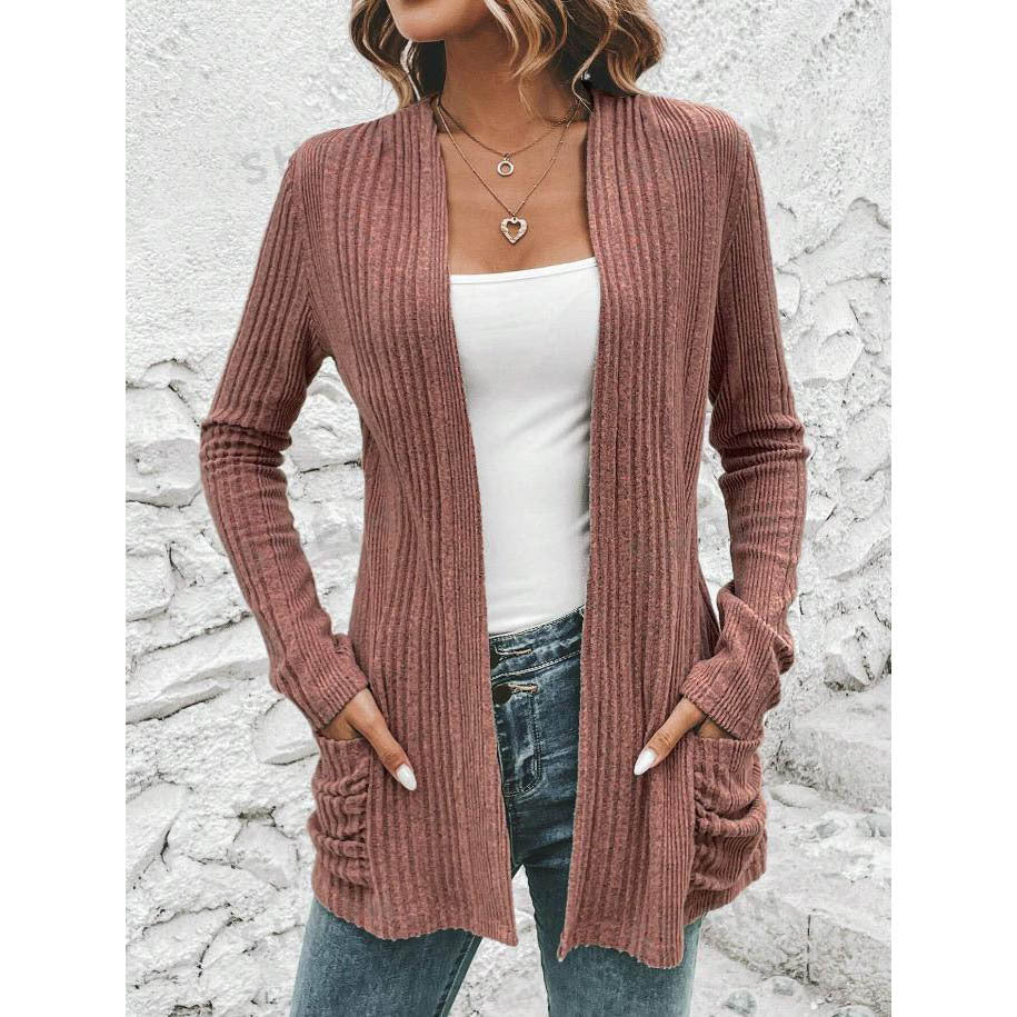 Damen Feinstrickjacke mit tiefem V-Ausschnitt und praktischen Taschen WW