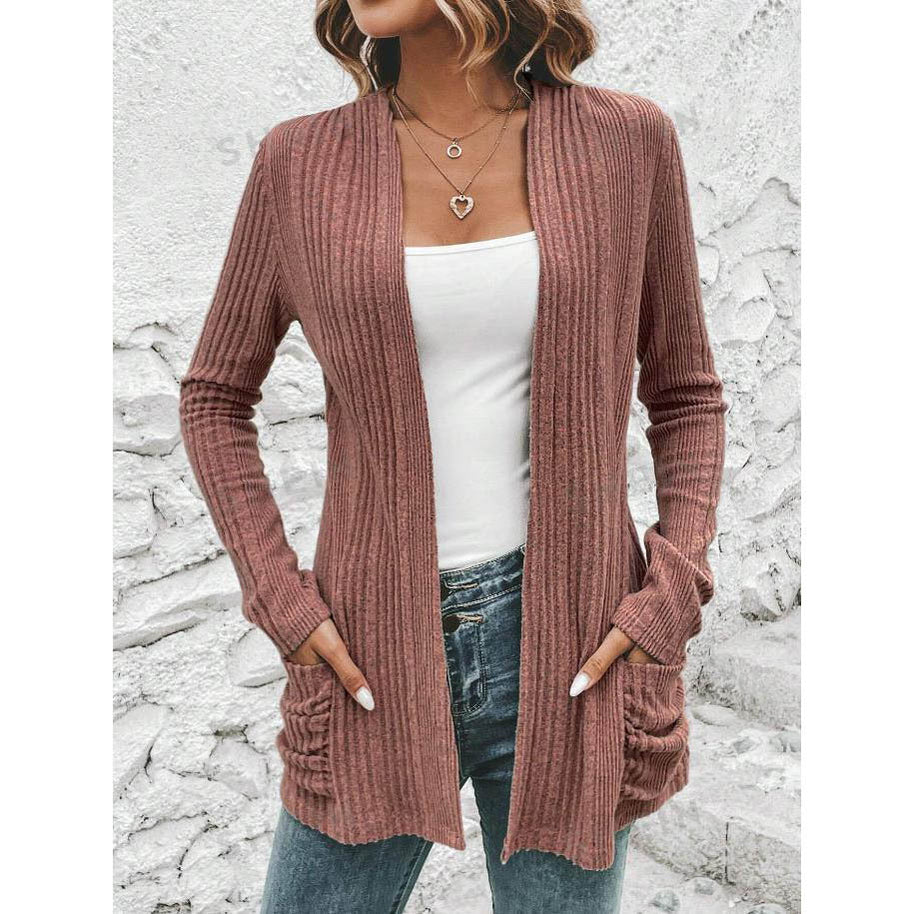 Damen Feinstrickjacke mit tiefem V-Ausschnitt und praktischen Taschen WW