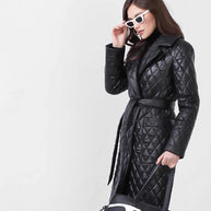 Damen Steppmantel mit Gürtel und hohem Kragen WW