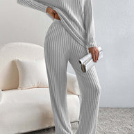Damen Strick-Loungewear Set mit Rippenstruktur und V-Ausschnitt WW