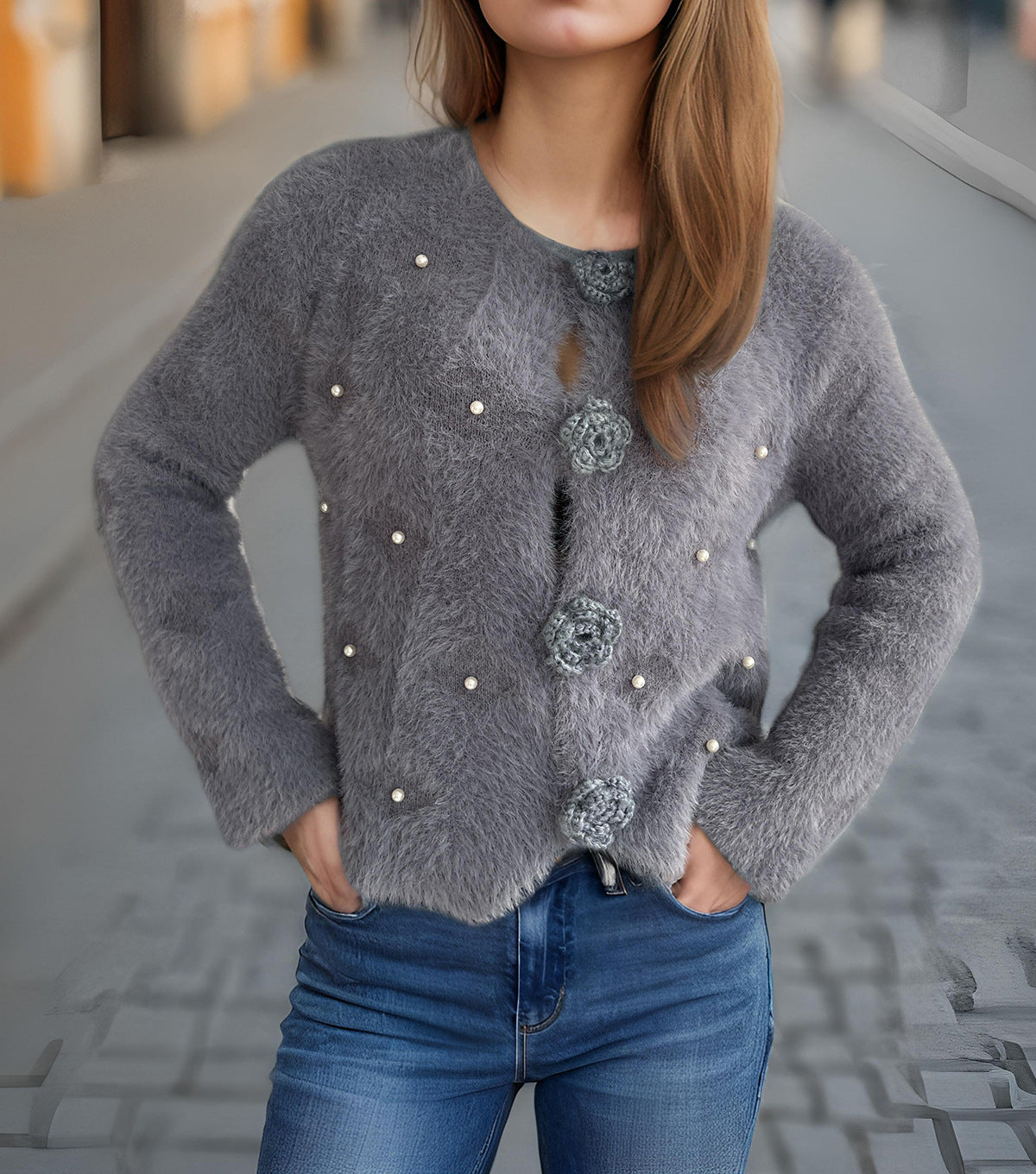 Damen Strickjacke mit floralen Applikationen und perlverzierter Detail WW