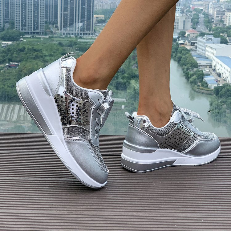 Damen Sneakers mit modischem Metallic-Akzent und atmungsaktiver Dämpfung W&W Mode