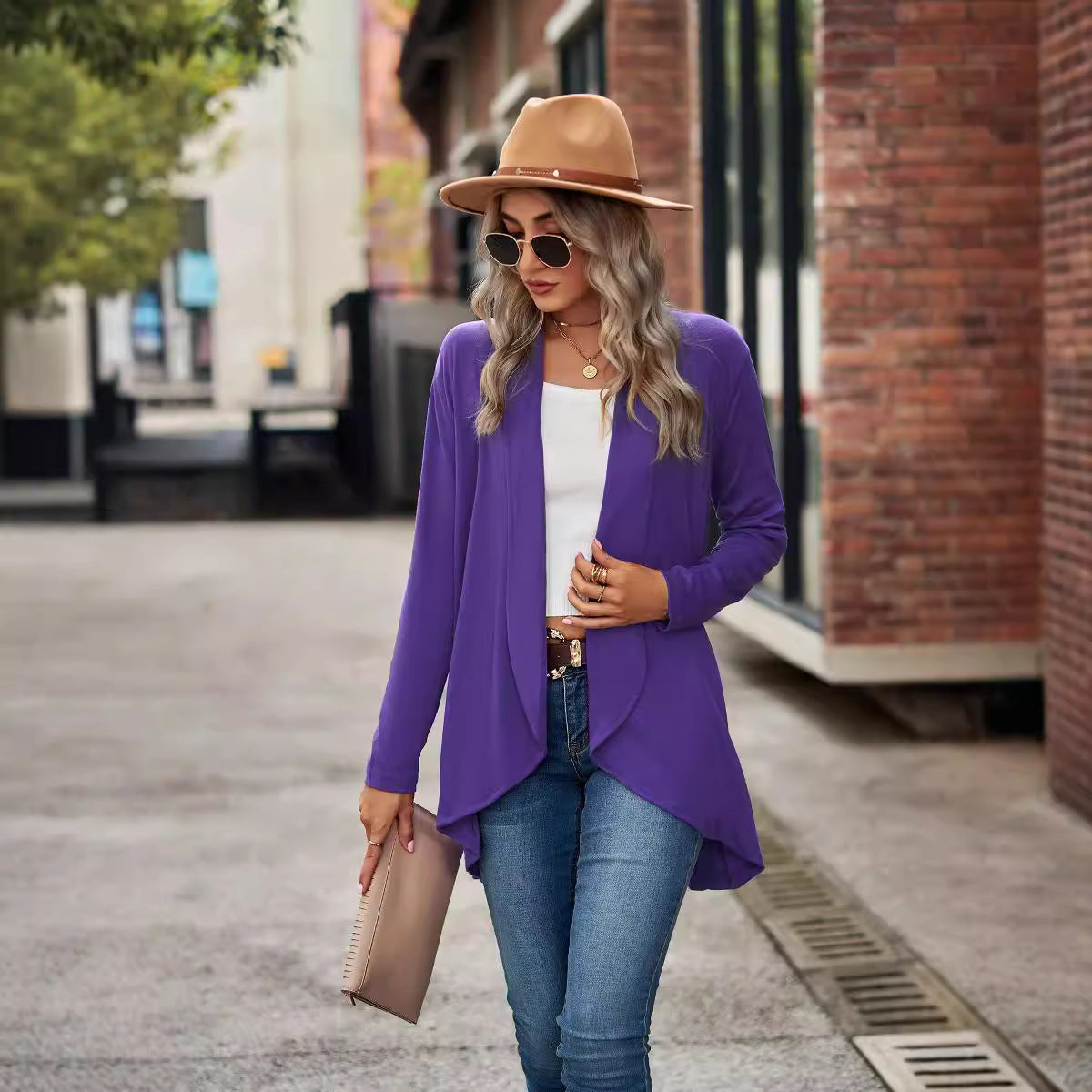 Damen Strickjacke mit asymmetrischem Saum und lässigem Schnitt WW