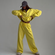 Damen Sportlicher Kapuzenpullover mit kurzer Reißverschlussöffnung WW