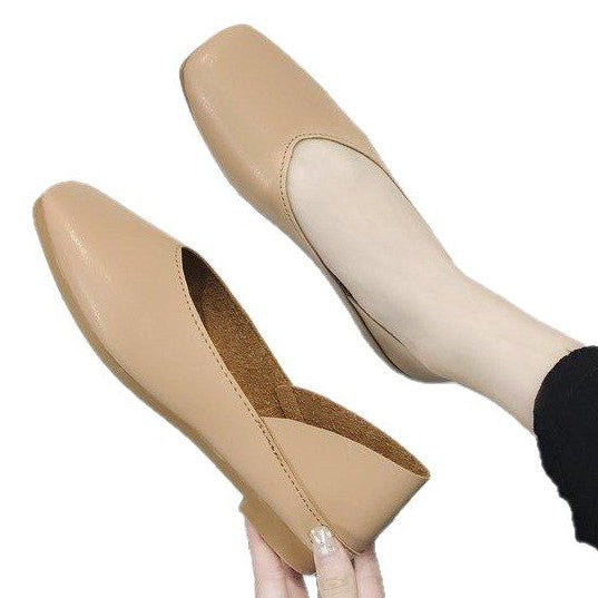 Damen Ballerinas mit zeitlosem V-Ausschnitt und flexibler Sohle W&W
