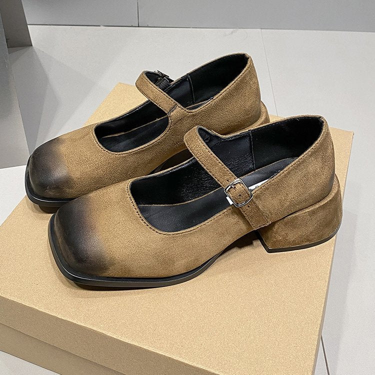 Damen klassische Mary Jane Schuhe mit verstellbarem Riemen und blockiertem Absatz W&W