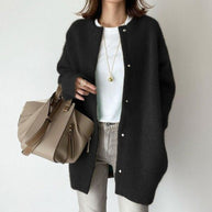 Elegante und stilvolle Strickjacke