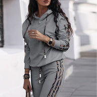 Damen Sportliches Loungewear-Set mit Kapuze und seitlichen Streifen WW