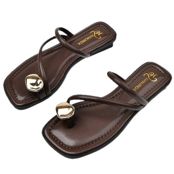 Damen Riemchensandalen aus Kunstleder mit Metallakzent
