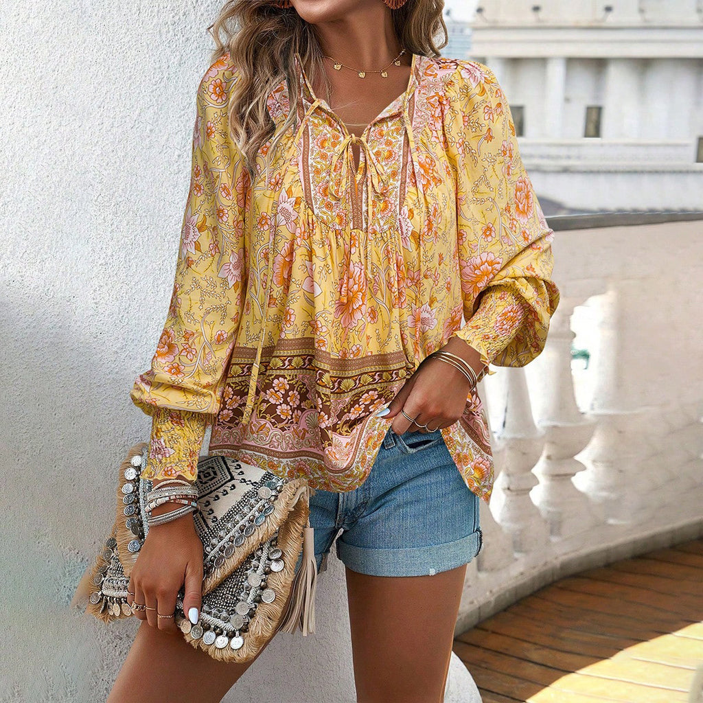 Damen luftige Bluse mit verspieltem floralem Muster und eleganten Rüschendetails WW
