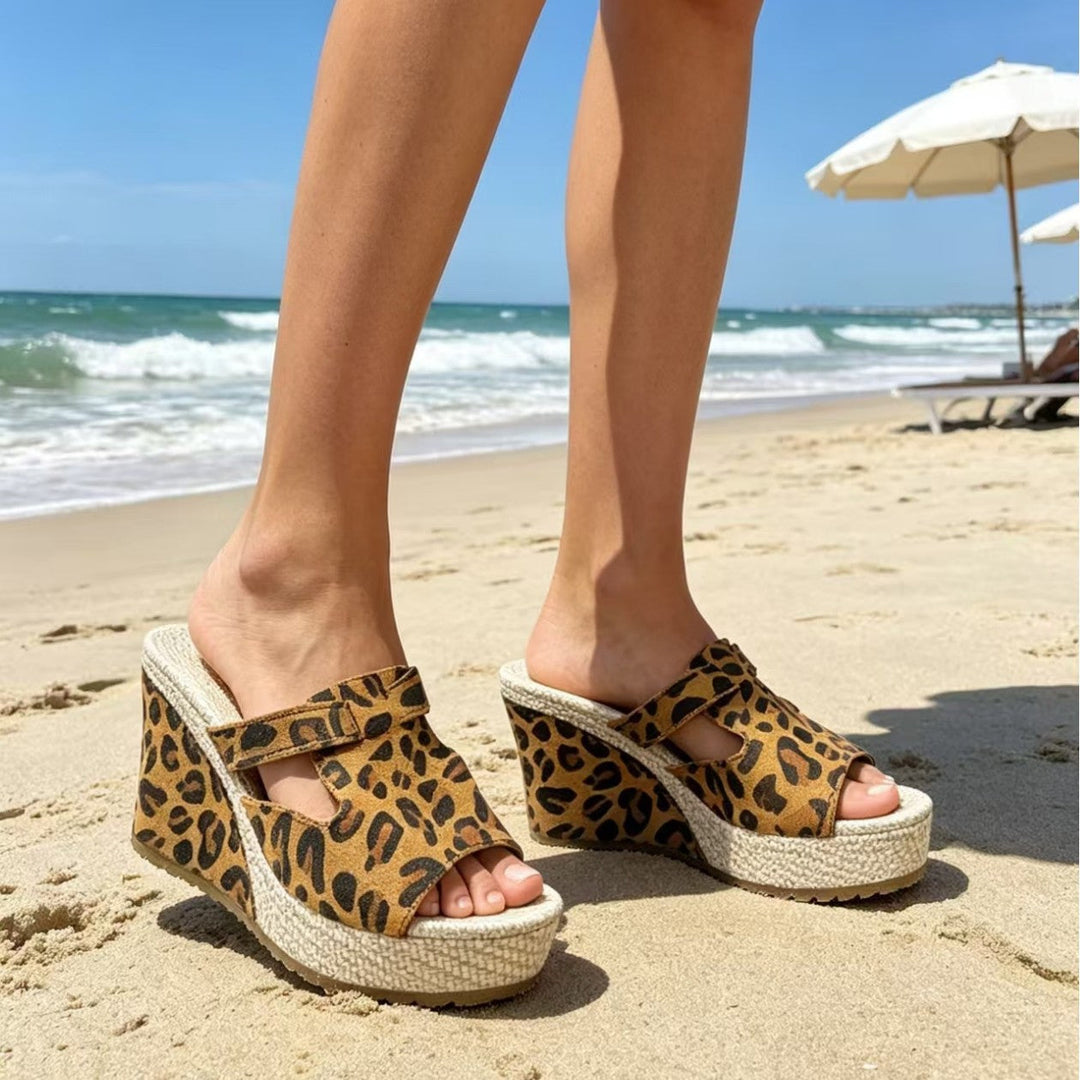 W&W Mode Sandalen mit Doppel-Schnalle und Leopardenmuster