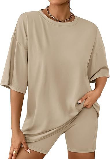 Damen Relaxed Fit Oversized T-Shirt und Biker-Shorts-Set WW