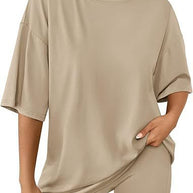 Damen Relaxed Fit Oversized T-Shirt und Biker-Shorts-Set WW