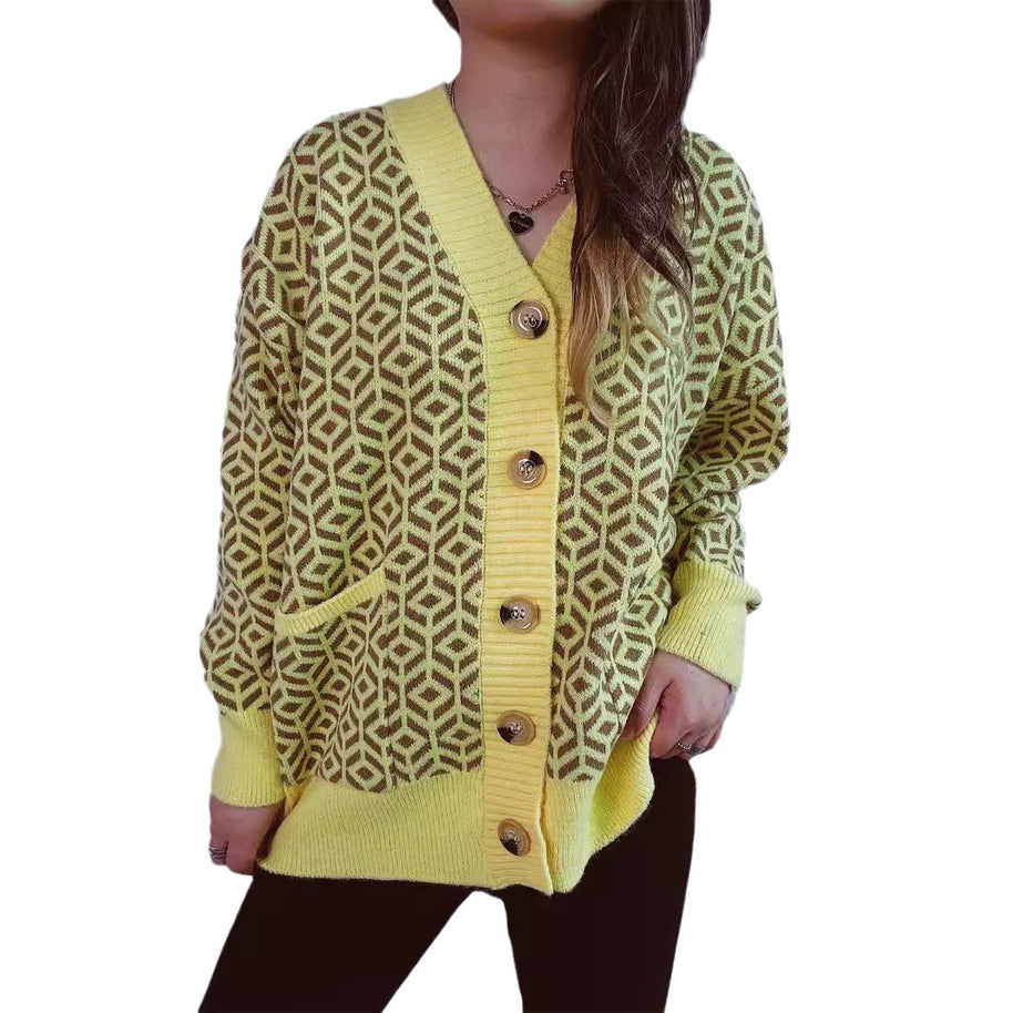 Damen Strickjacke mit geometrischem Muster und Knopfdetails WW