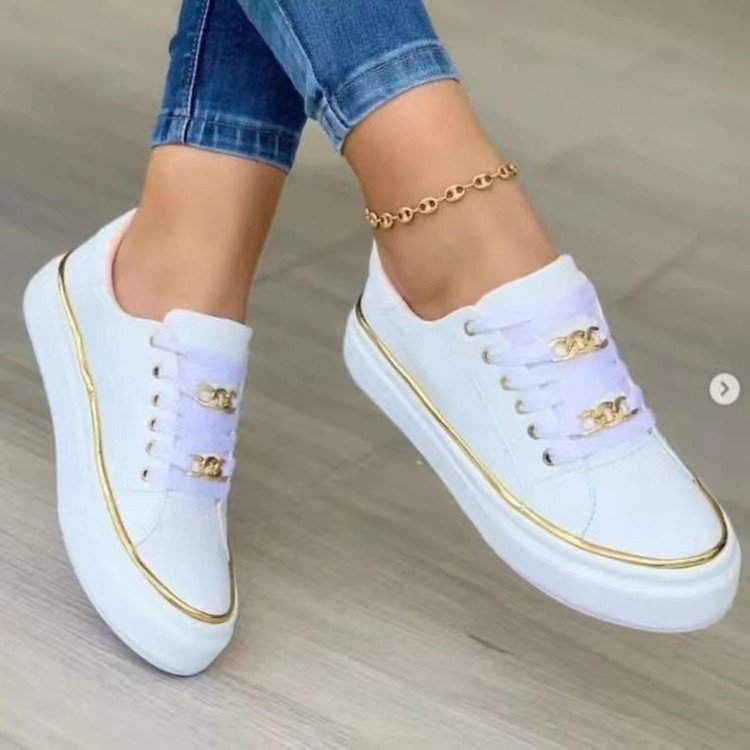 Damen Sneakers mit modischem Satin-Obermaterial und eleganten Goldakzenten W&W