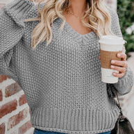 Damen Grobstrickpullover mit tiefem V-Ausschnitt und lockerer Passform WW