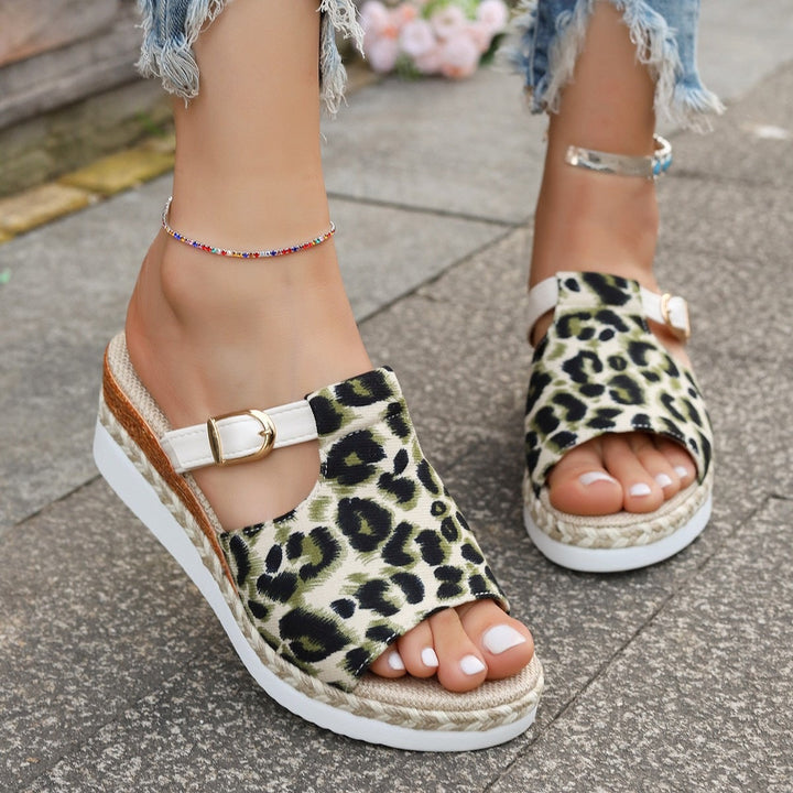 W&W Mode Sandalen mit Doppel-Schnalle und Leopardenmuster