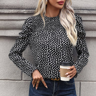 Damen Bluse mit Puffärmeln und modernem Herzmotiv WW