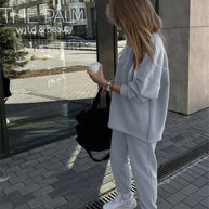Damen Bequemer Oversize-Sweatshirt- und Lounge-Hosen-Set WW