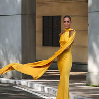 Damen Abendkleid mit asymmetrischem Schnitt und elegantem Stehkragen WW
