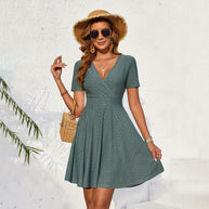 Damen Sommerliches Wickelkleid mit dezentem Muster und V-Ausschnitt W&W