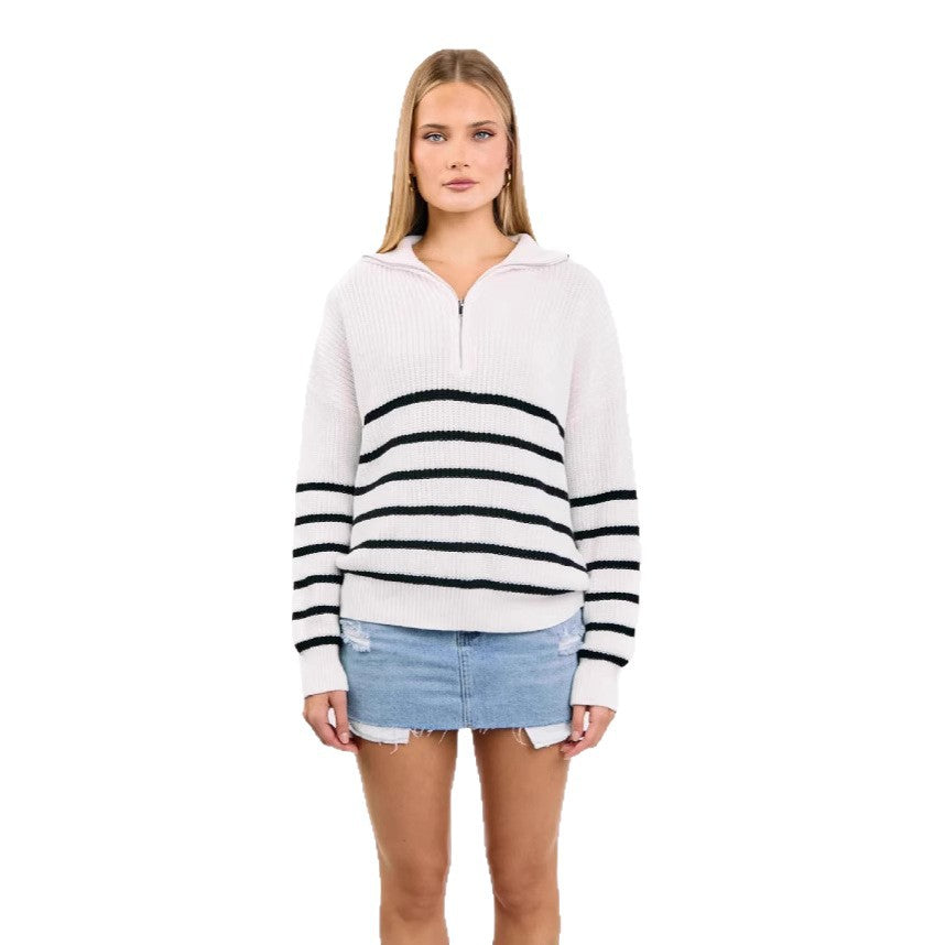 Damen sportlicher Strickpullover mit halbem Reißverschluss und Streifenmuster WW