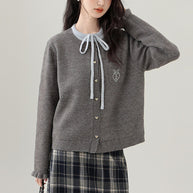 Damen Strickjacke mit dekorativen Knöpfen und hochwertiger Stickerei WW