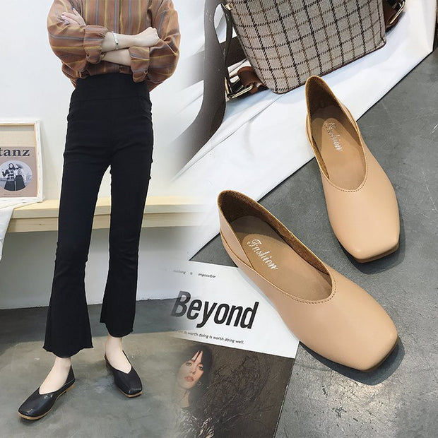 Damen Ballerinas mit zeitlosem V-Ausschnitt und flexibler Sohle W&W